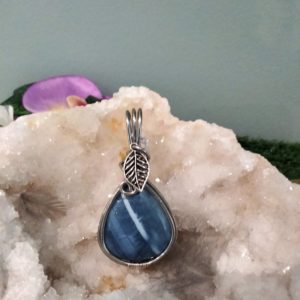 Pendentif Wire Wrapping Opale Owhye